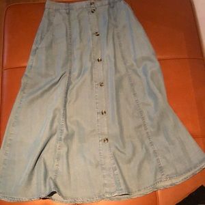 Zara cotton “ demin” skirt. New without tag